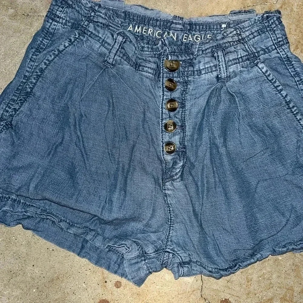 American Eagle shorts size 00